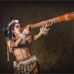 La joueuse de didgeridoo